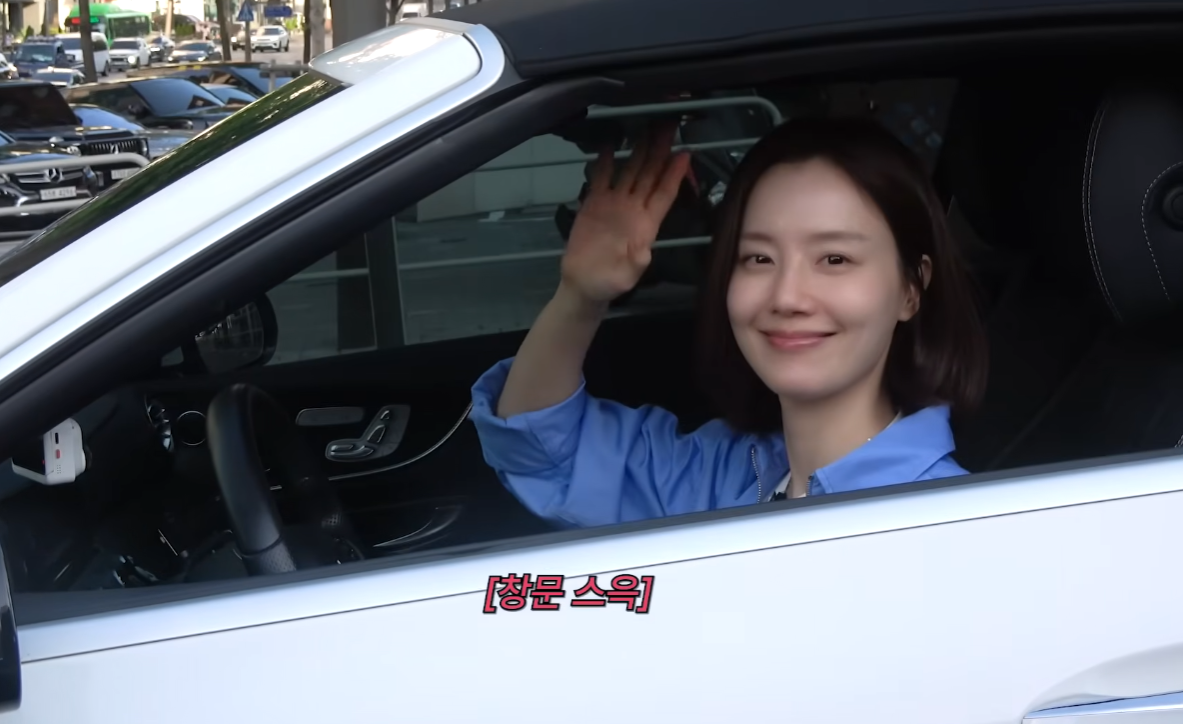 “작은 차 사려 했는데” 문채원이 6년간 탄 벤츠의 정체
